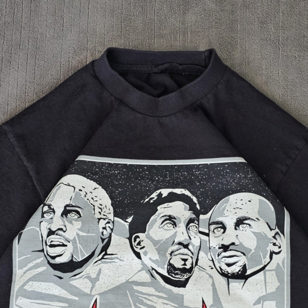Vintage Chicago Bulls Men's  Mount Rushmore Graphic Tee Size Small - Picture 2 of 6